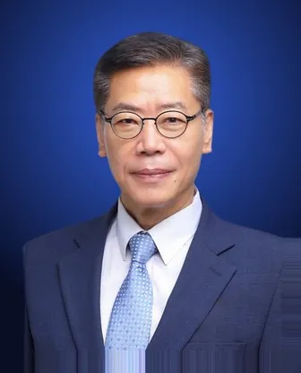 김용빈 총괄변호사 프로필 사진